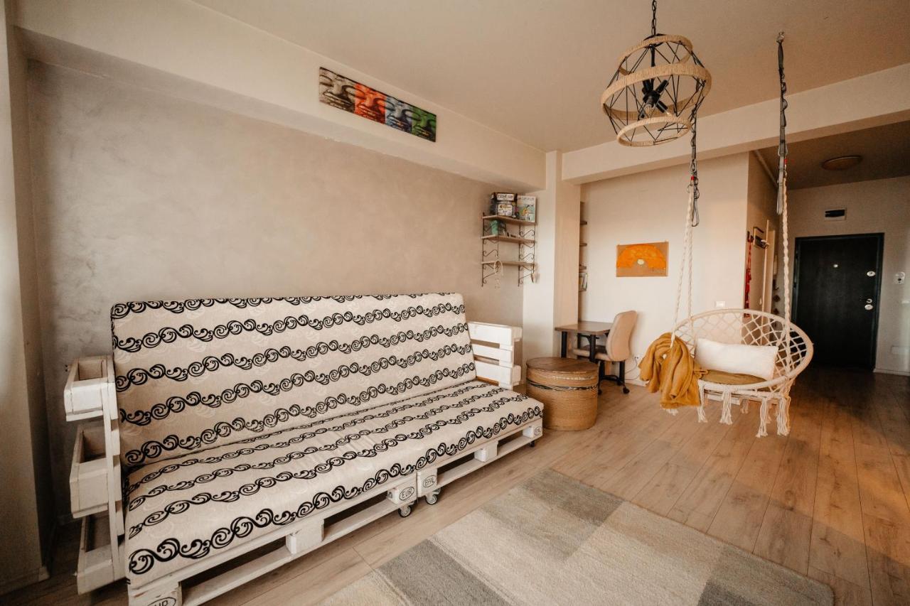 Bright And Cozy Design Apt With Office Apartment Cluj-Napoca Exterior foto